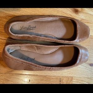 Lucky brand leather flats